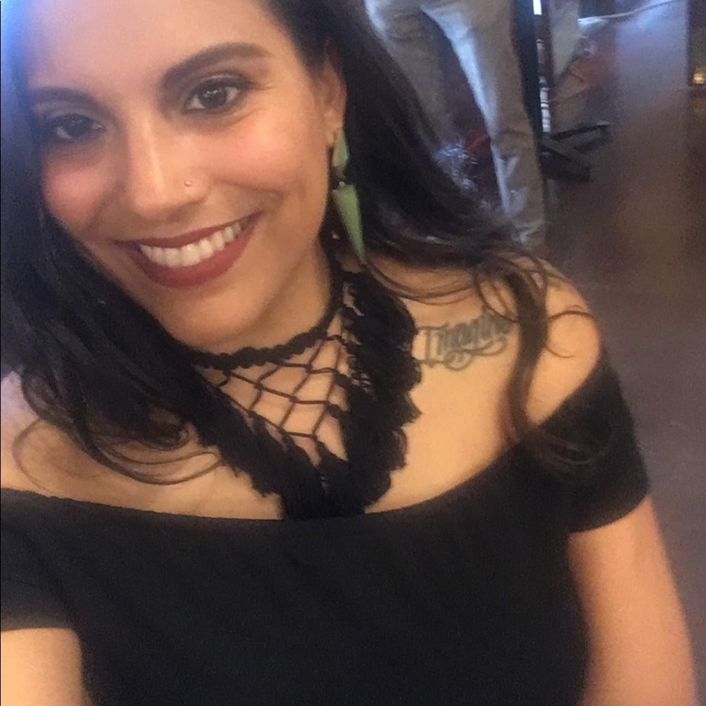 Fringe necklace